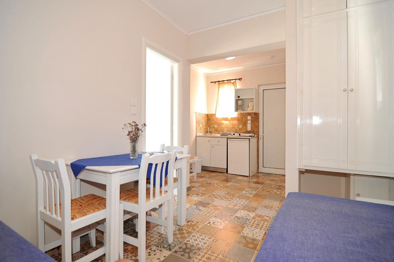 Byron Apartments Тігакі Екстер'єр фото