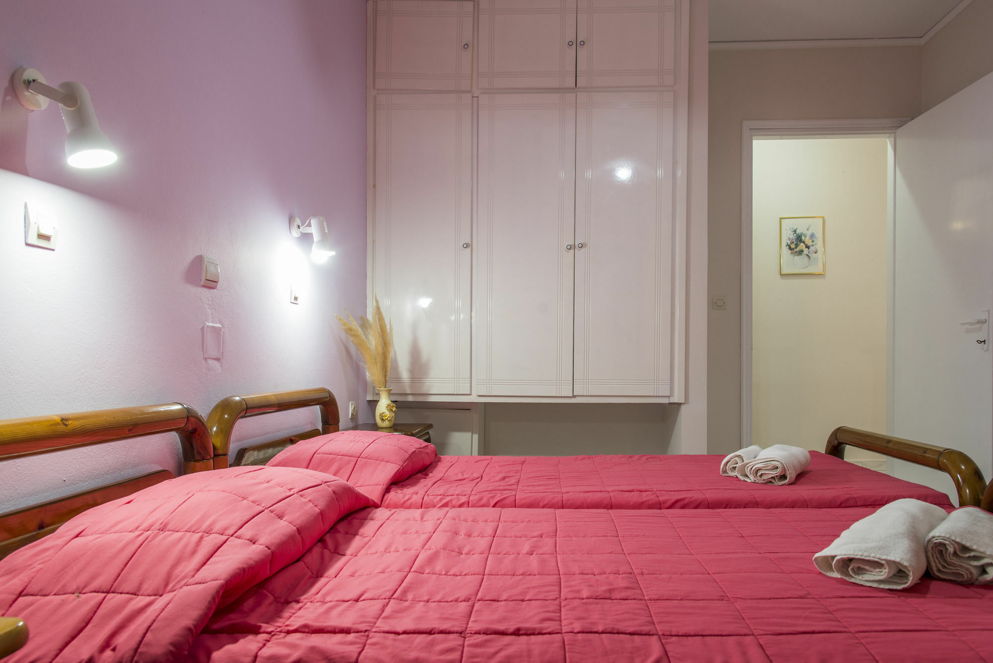 Byron Apartments Тігакі Екстер'єр фото